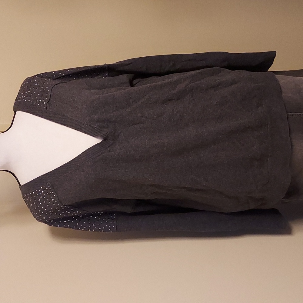 GAP Women's V-Neck Sweater - Dark Gray